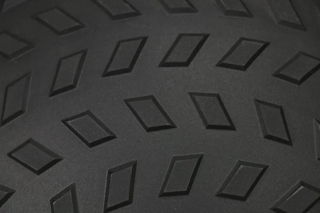 Slam Balls 2KG–10KG (Black) – No-Bounce Weighted Balls for Strength, Power & CrossFit Training